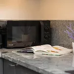 Apartamento Siedmiogrodzka Air-conditioned With Balcony Wola By Renters *
