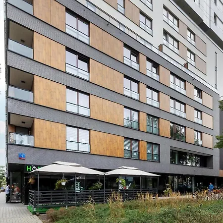 Siedmiogrodzka Air-conditioned With Balcony Wola By Renters Apartamento