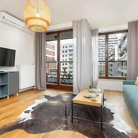 Siedmiogrodzka Air-conditioned With Balcony Wola By Renters 아파트 바르샤바