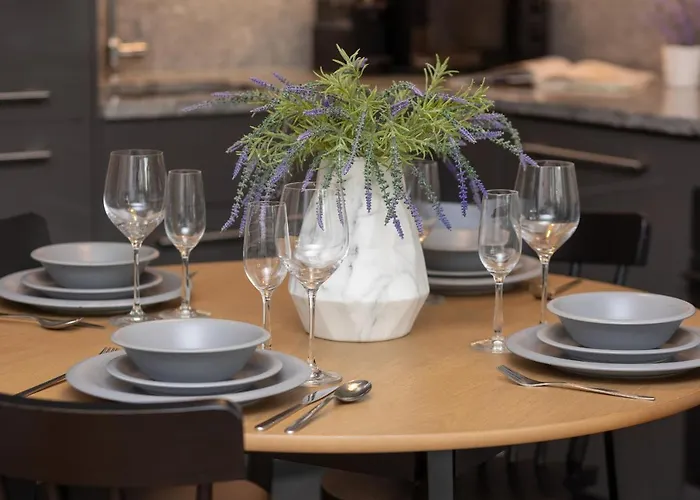 Siedmiogrodzka Air-conditioned With Balcony Wola By Renters Warszawa