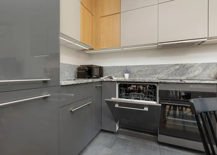 Siedmiogrodzka Air-conditioned With Balcony Wola By Renters