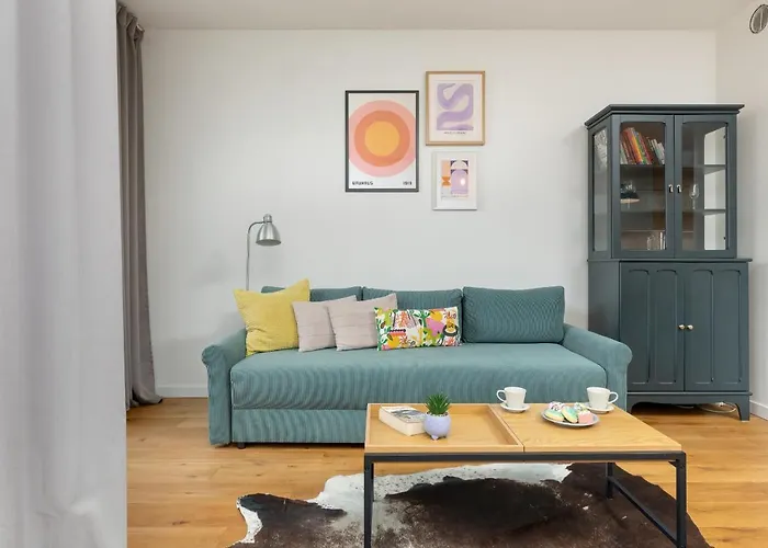 Siedmiogrodzka Air-conditioned With Balcony Wola By Renters Warszawa