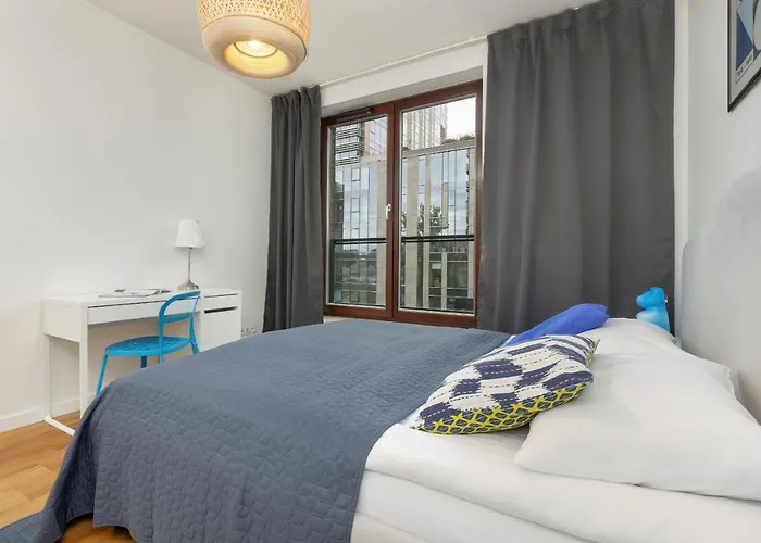 Siedmiogrodzka Air-conditioned With Balcony Wola By Renters Warszawa