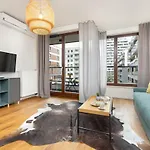 Siedmiogrodzka Air-conditioned With Balcony Wola By Renters Apartament Warszawa