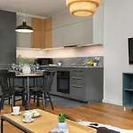 Apartament Siedmiogrodzka Air-conditioned With Balcony Wola By Renters Warszawa
